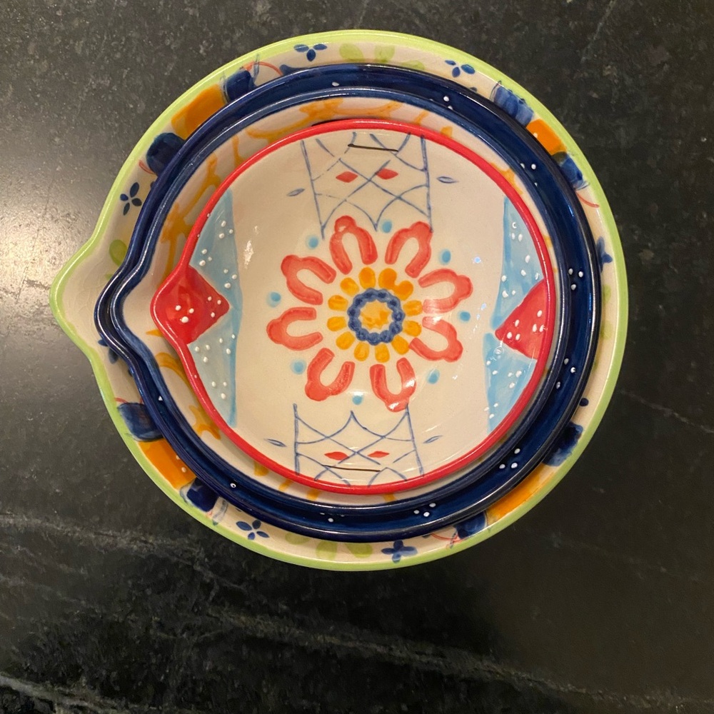 Anthropologie nested measuring cups